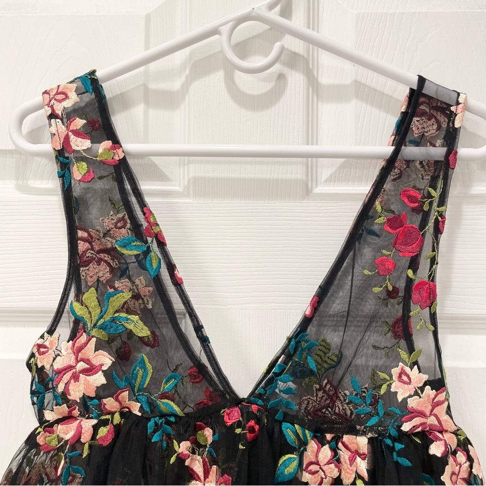 Urban Outfitters Ecote Sheer embroidered tank - Picture 5 of 15